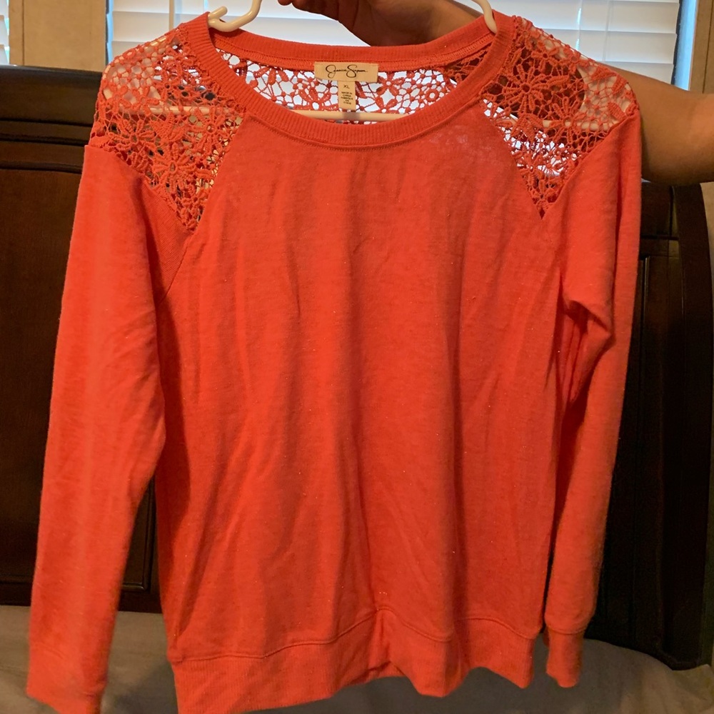 Adorable coral shirt